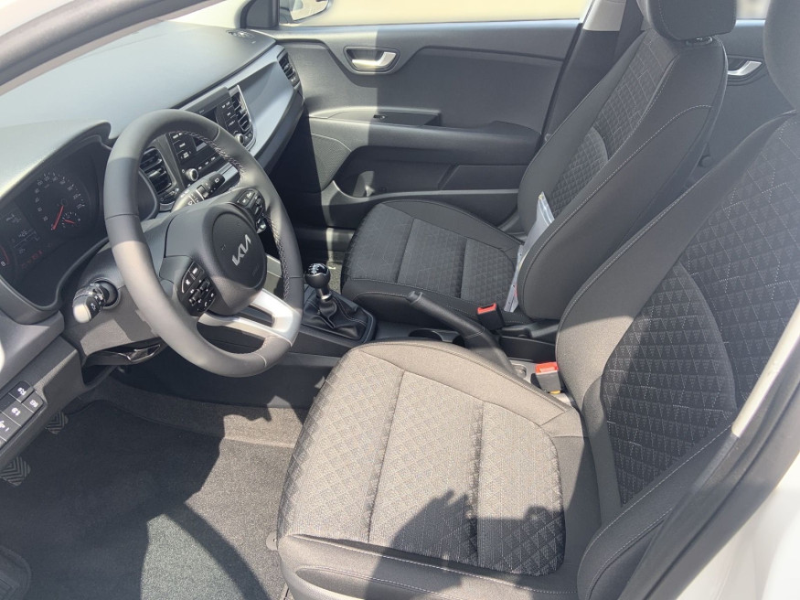 KIA Rio Emotion-Paket , SHZ, LKRHZ