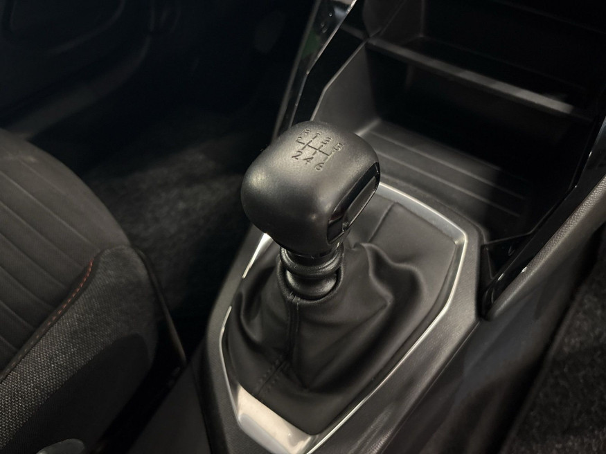 PEUGEOT 2008 Active Pack PureTech 130