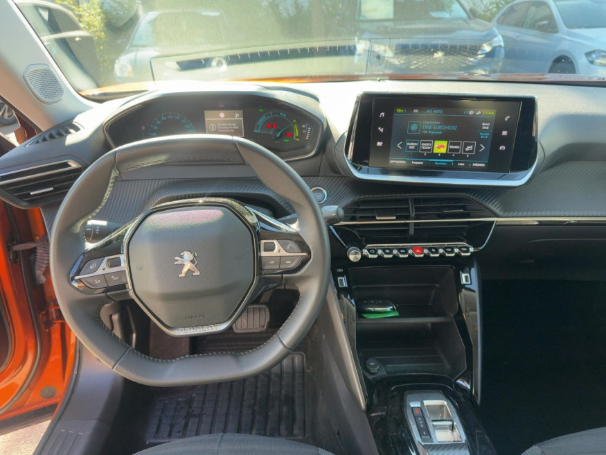 PEUGEOT 2008 Active Pack