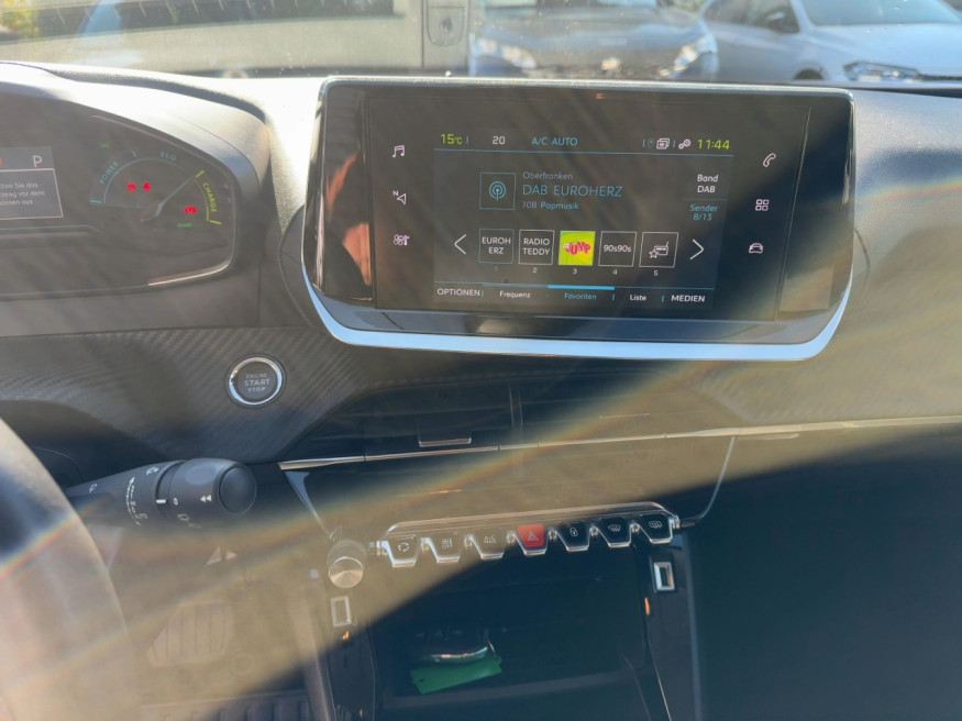 PEUGEOT 2008 Active Pack