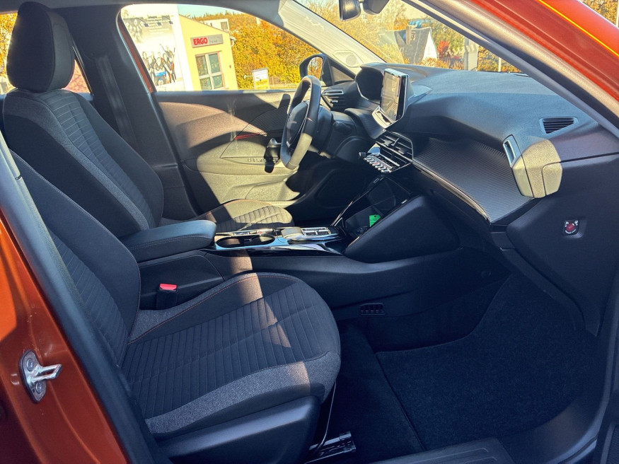 PEUGEOT 2008 Active Pack Elektro 136