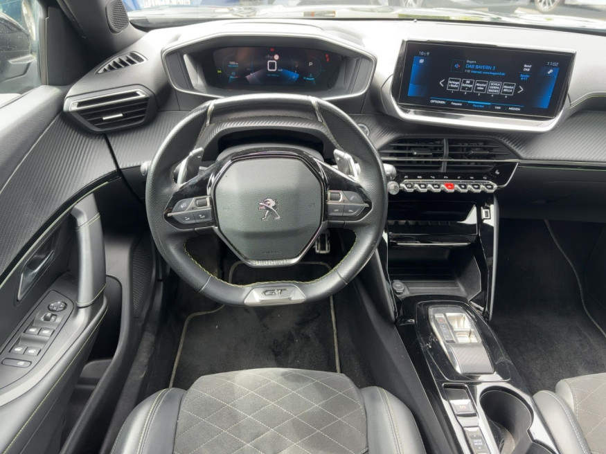 PEUGEOT 2008 GT Pack PT 130 EAT8