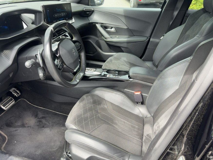 PEUGEOT 2008 GT Pack PT 130 EAT8