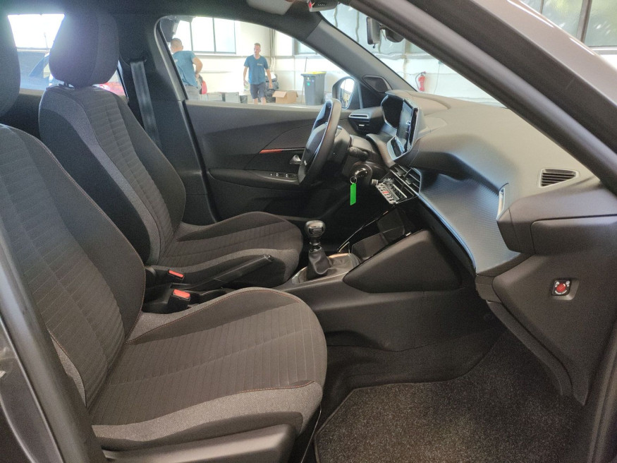 PEUGEOT 2008 Active Pure Tech 100