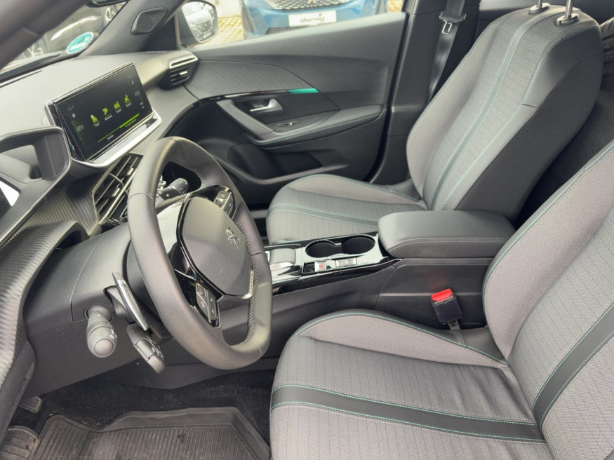 PEUGEOT 2008 Allure Pack PureTech 130 EAT8