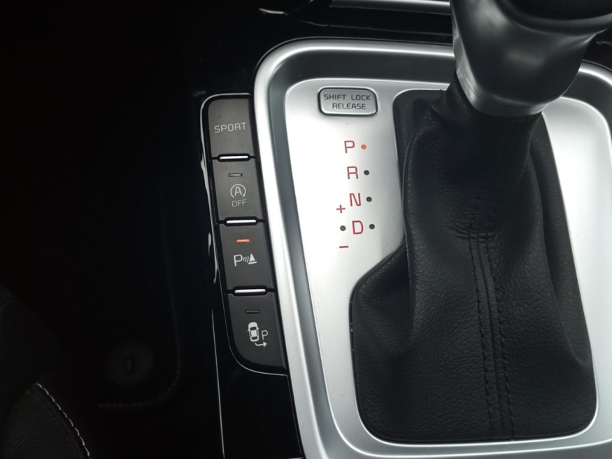KIA XCeed Black Edition