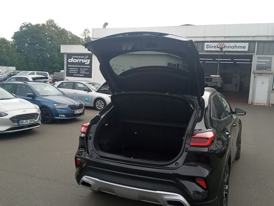 KIA XCeed Black Edition
