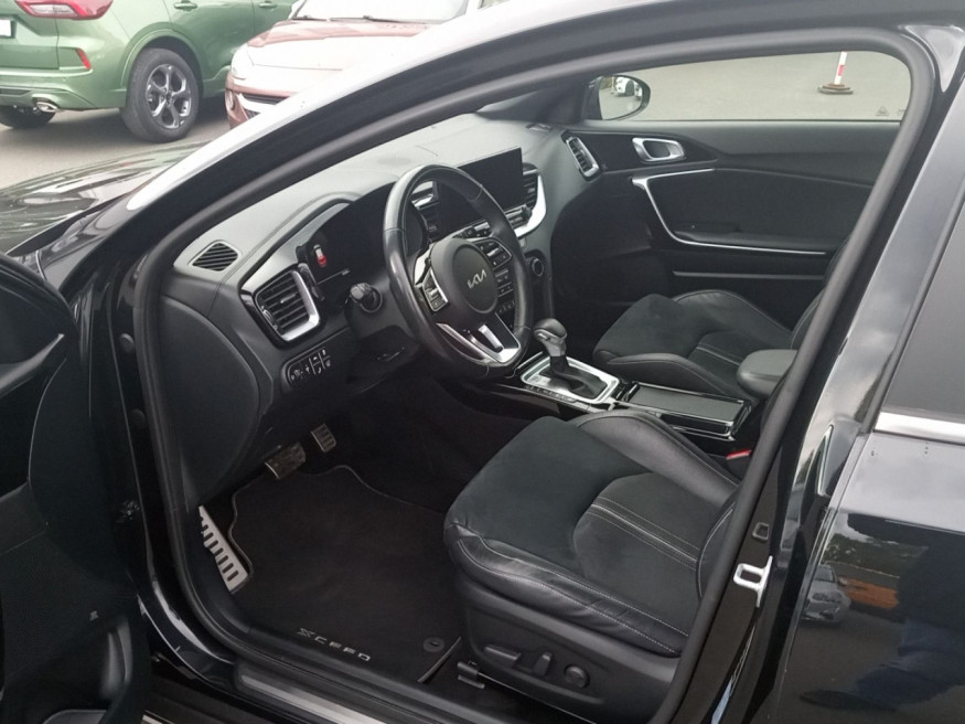 KIA XCeed Black Edition