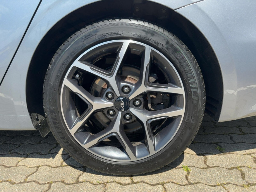 KIA Ceed SW 1.5 T-GDI Spirit