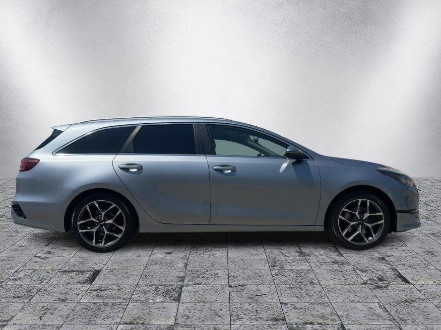 KIA Ceed SW 1.5 T-GDI Spirit