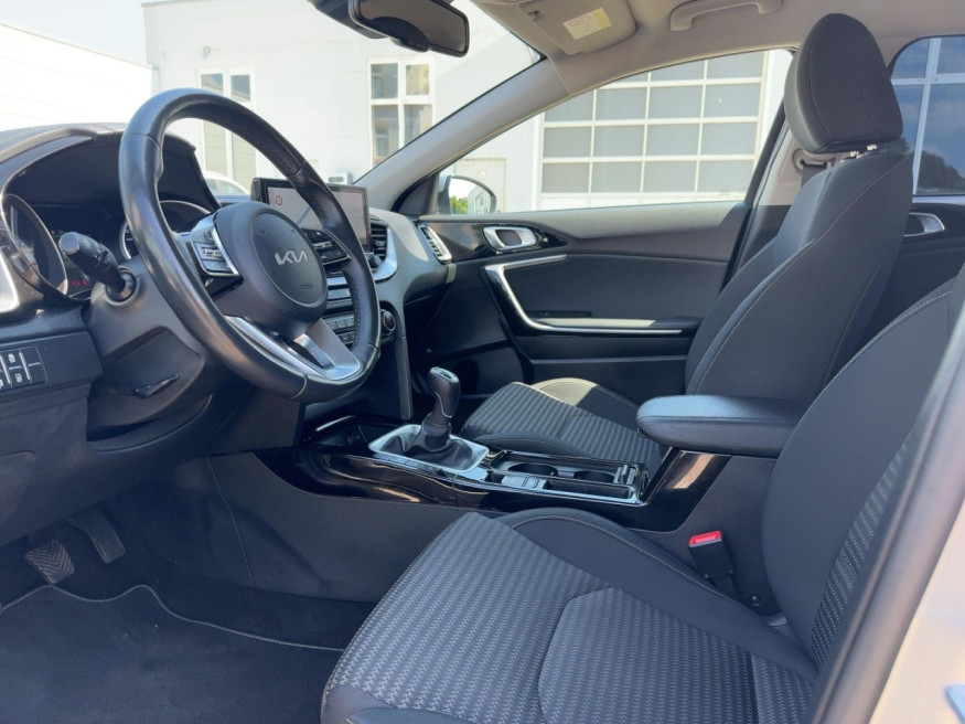 KIA Ceed SW 1.5 T-GDI Spirit