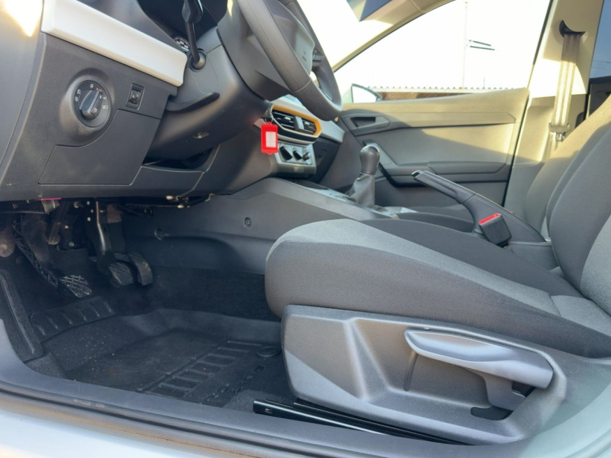 SEAT Ibiza MPI Reference. SHZ,PDC