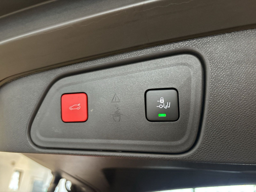 PEUGEOT 3008 GT Pack Hybrid 225 e-EAT8