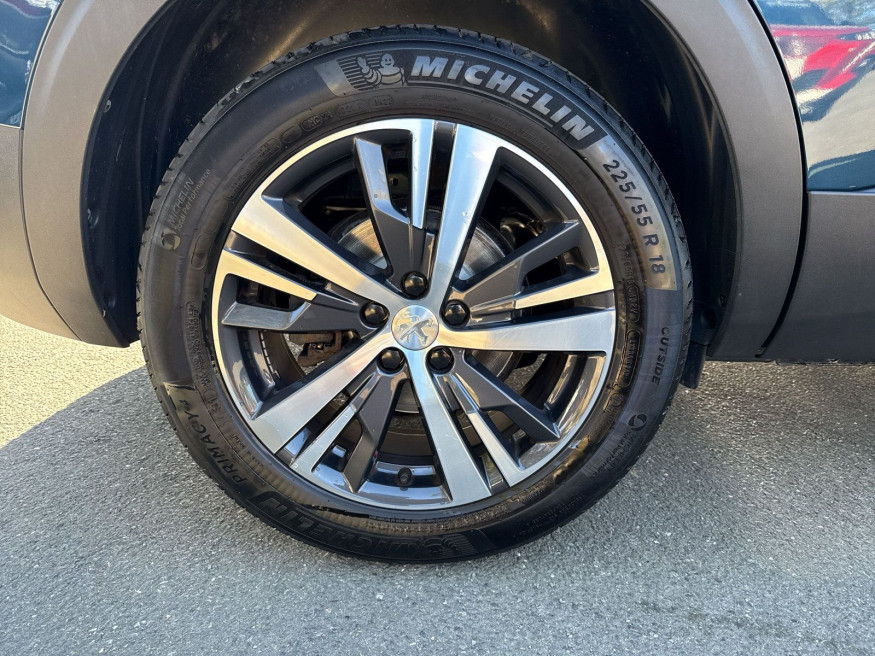 PEUGEOT 5008 Allure BlueHDi 180 EAT8