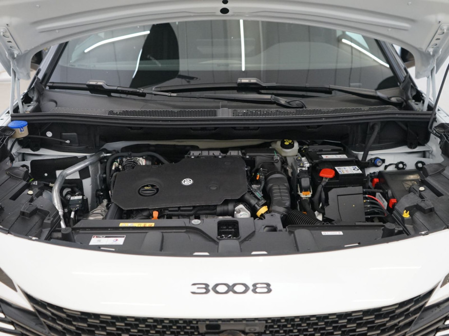 PEUGEOT 3008 GT Pack BlueHDi 130 EAT8,Navi