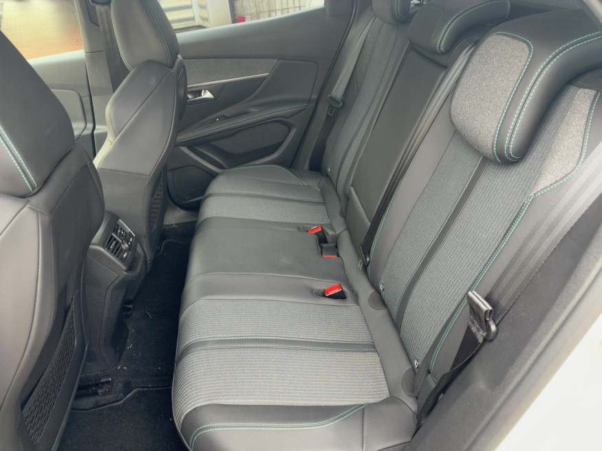 PEUGEOT 3008 Allure Pack BlueHDi 130 EAT8