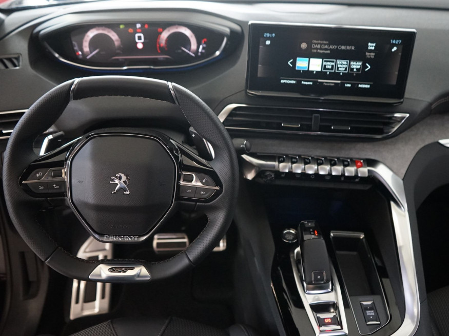 PEUGEOT 3008 GT PureTech 130 EAT8