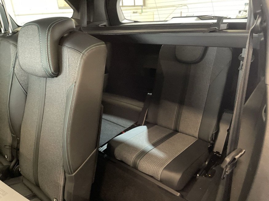 PEUGEOT 5008 Allure Pack PT 130, SHZ vo.