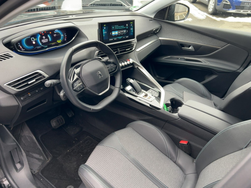 PEUGEOT 3008 Allure Pack Hybrid 225 e-EAT8