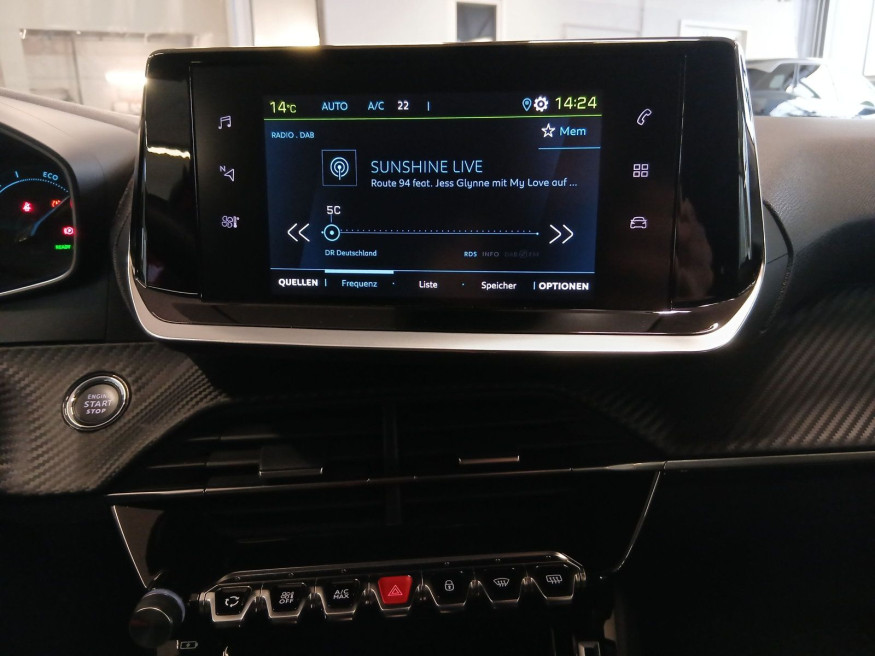PEUGEOT 208 Allure 136