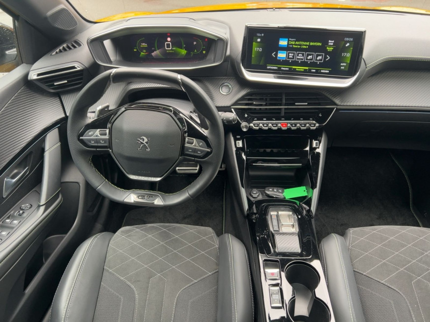 PEUGEOT 208 GT Pack PureTech 130 EAT8