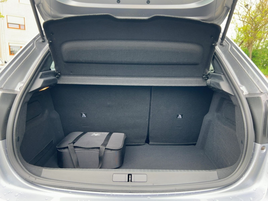 PEUGEOT 208 Active Pack Elektro 136