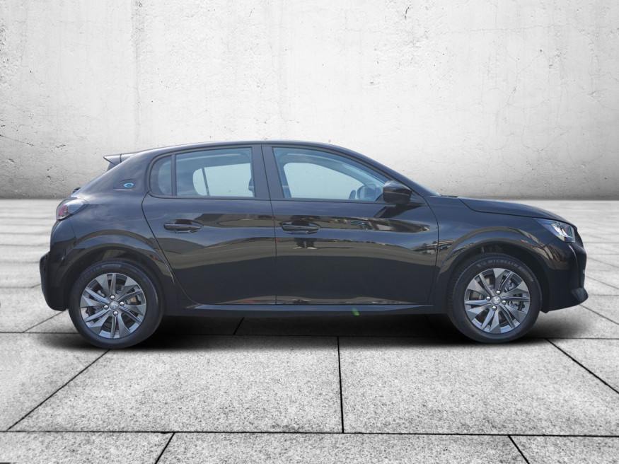 PEUGEOT 208 Active Pack 136 Sitzheizung