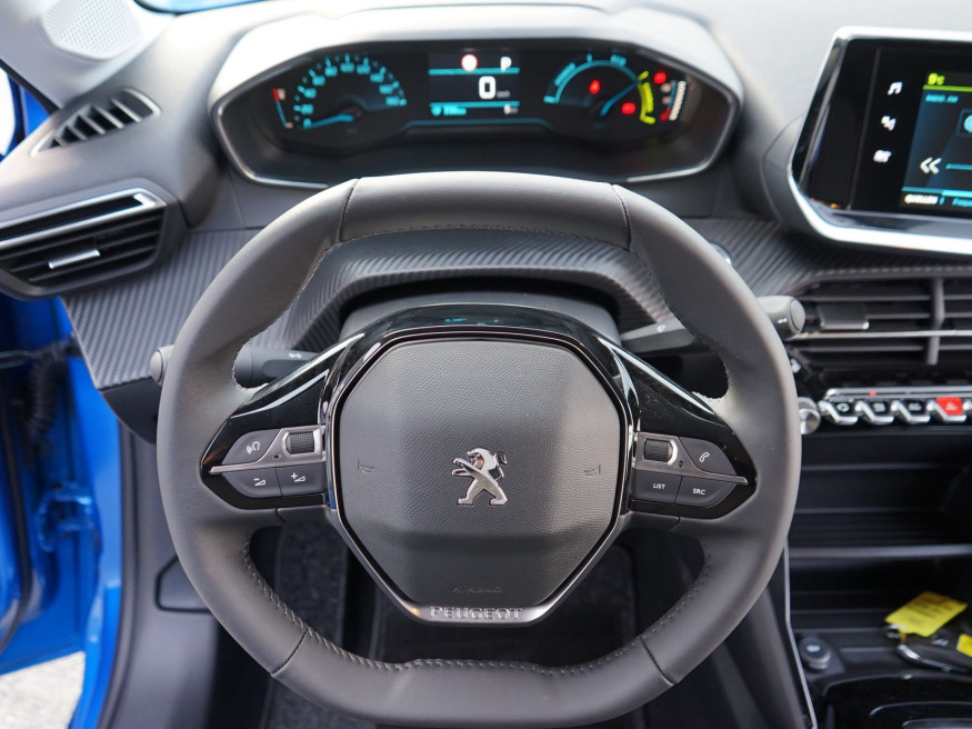 PEUGEOT 208 Active Pack 136PS