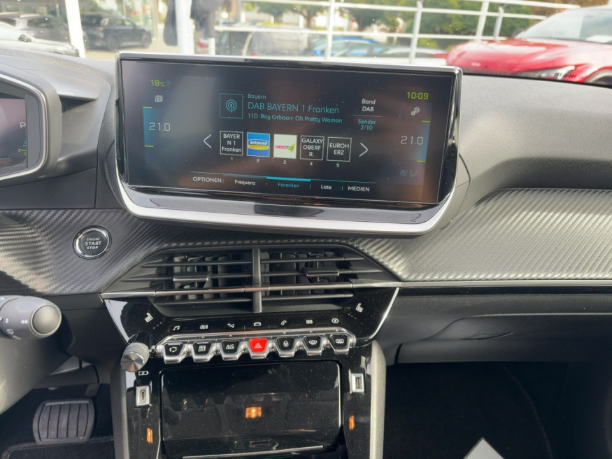 PEUGEOT 208 Allure Pack Elektro 136