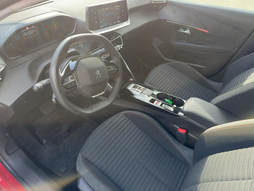 PEUGEOT 208 Active Pack Elektro 136