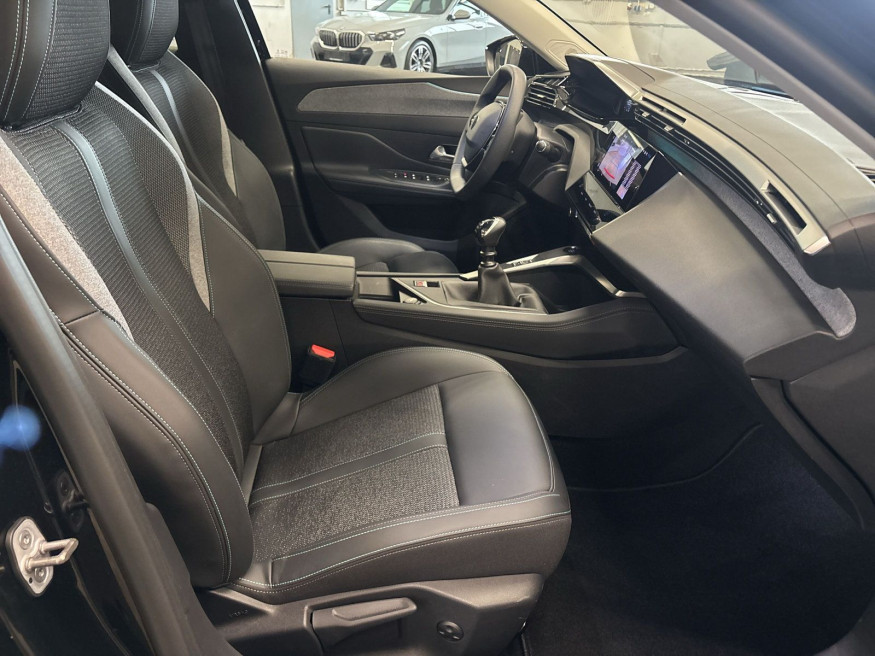 PEUGEOT 308 Allure Pure Tech 130, SHZ