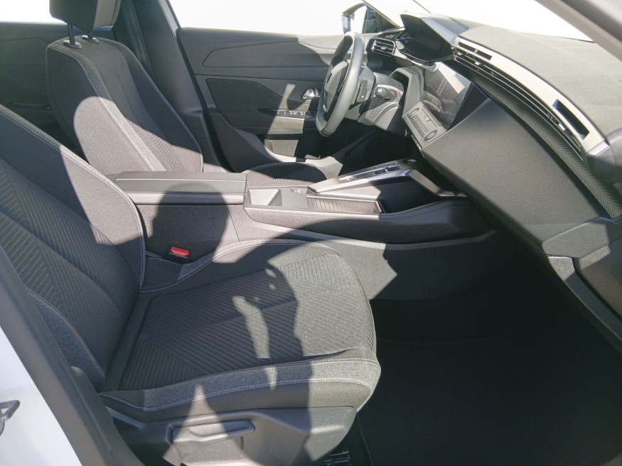 PEUGEOT 308 ActivePack Hybrid 180 e-EAT8