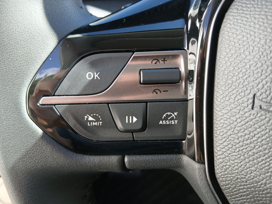 PEUGEOT 308 ActivePack Hybrid 180 e-EAT8