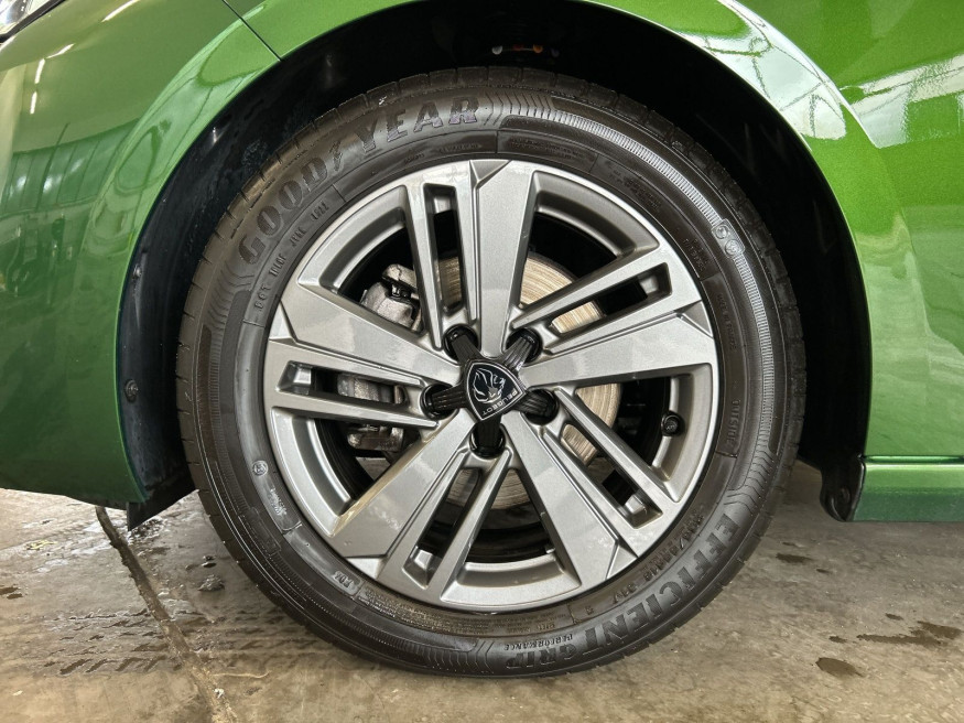 PEUGEOT 308 Active Pack Pure Tech 130