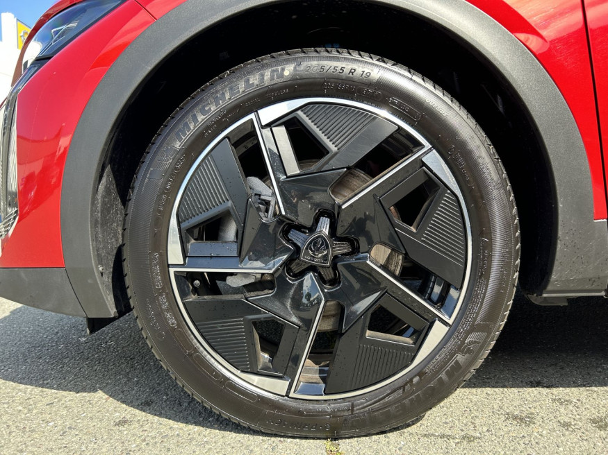 PEUGEOT 408 GT Plug-In Hybr. 225 e-EAT 8