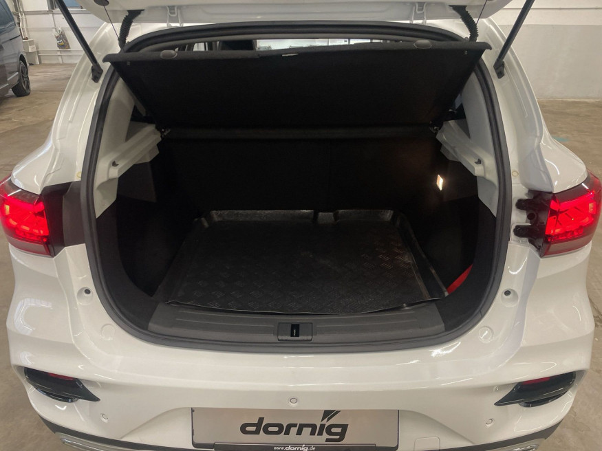 MG ZS 1.5 Luxury, SHZ, Klima, Alu