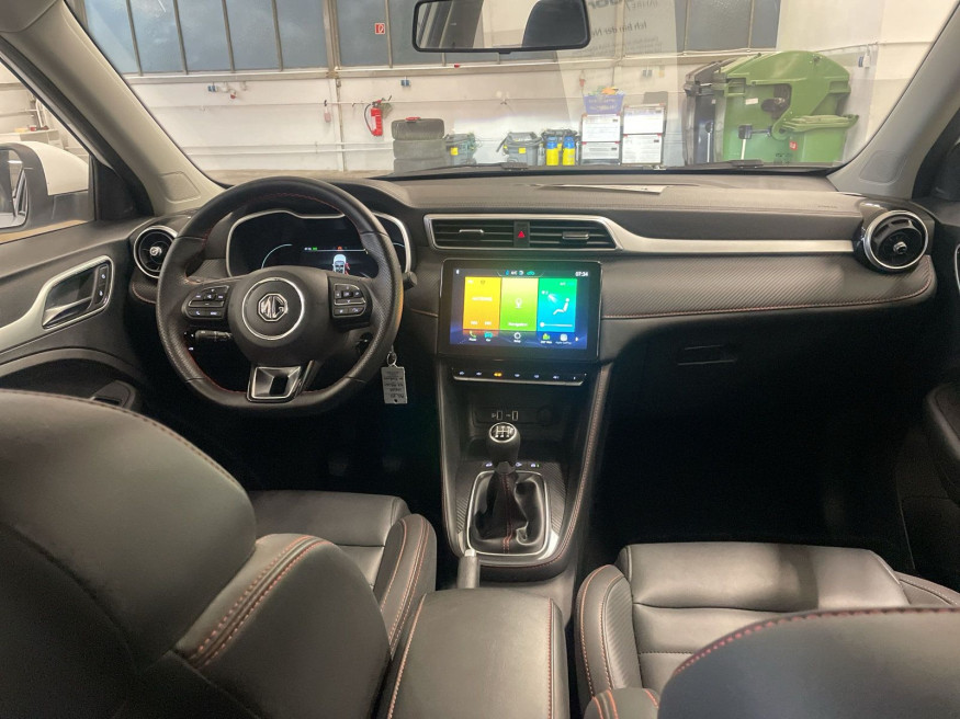 MG ZS 1.5 Luxury, SHZ, Klima, Alu
