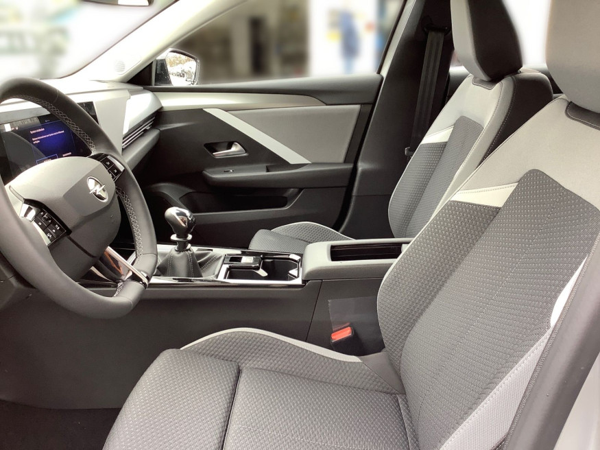 OPEL Astra Ed. Plus, LED, PDC