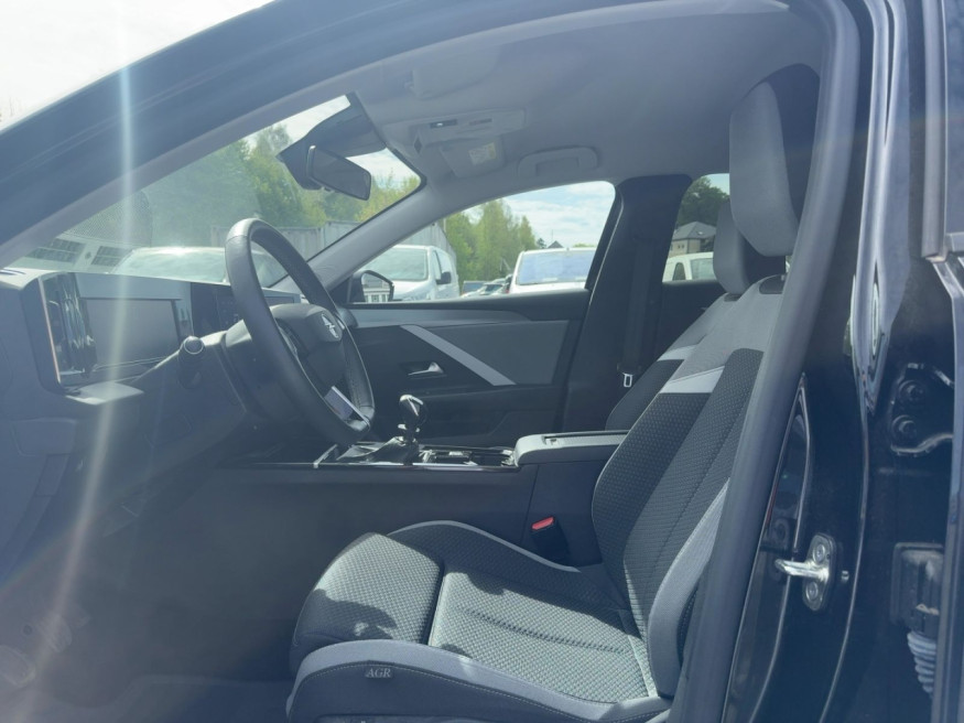 OPEL Astra Enjoy 1.2 Turbo 130PS