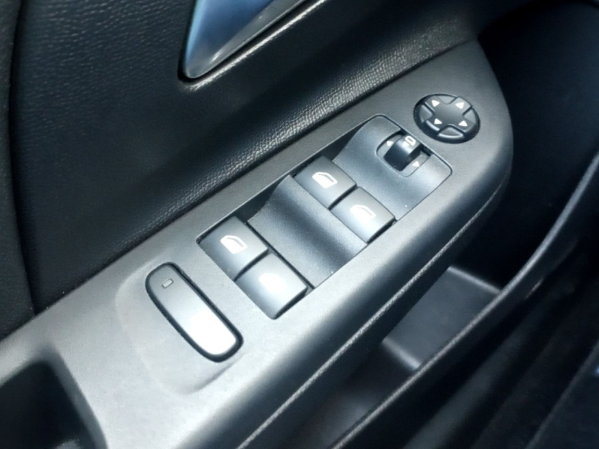 OPEL Corsa Elegance 1.2