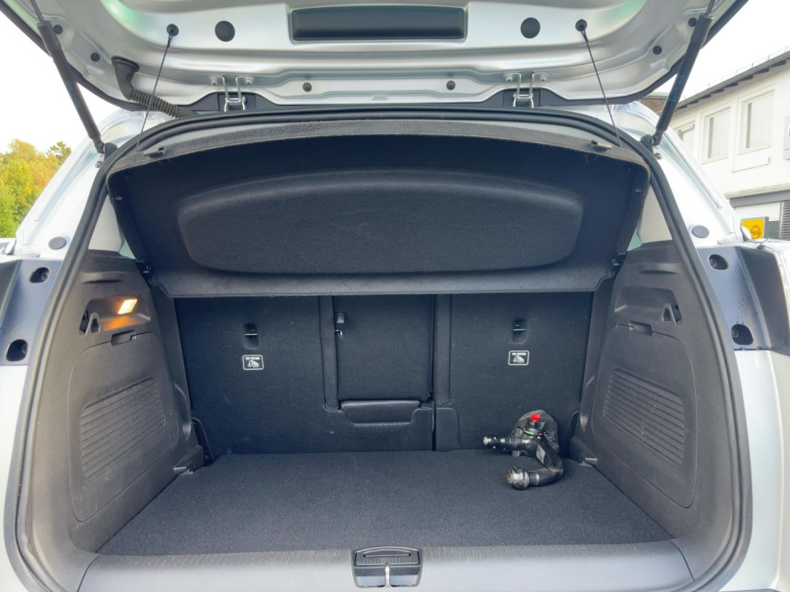 OPEL Crossland Elegance Tech-Paket, AHK
