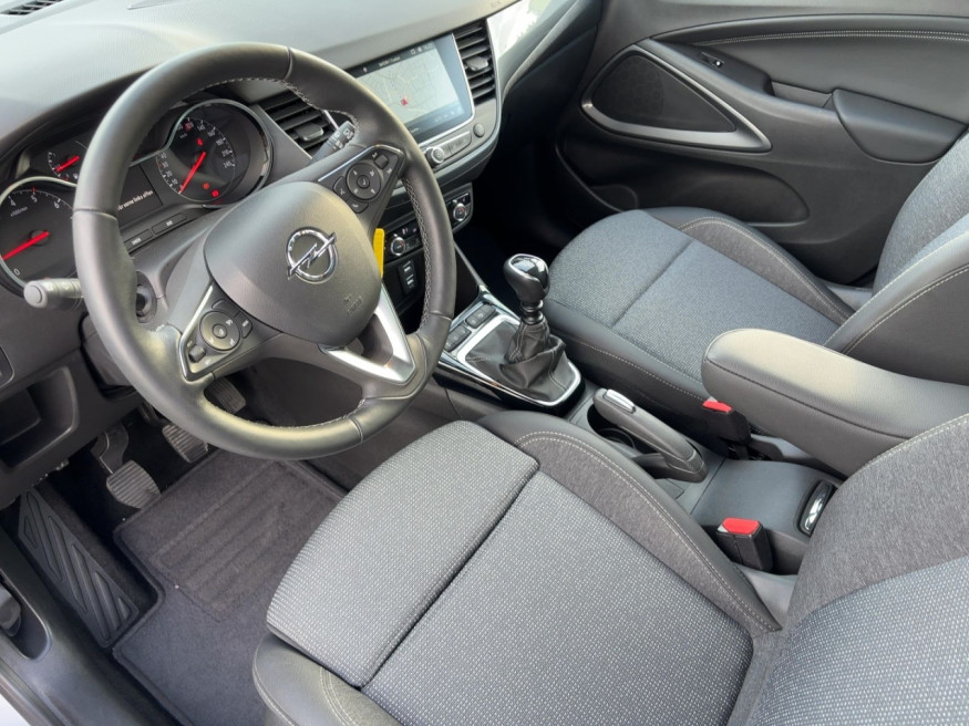 OPEL Crossland Elegance Tech-Paket, AHK