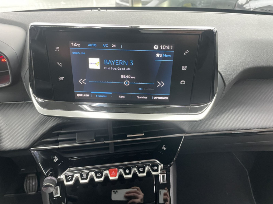 PEUGEOT 208 Allure PureTech 100