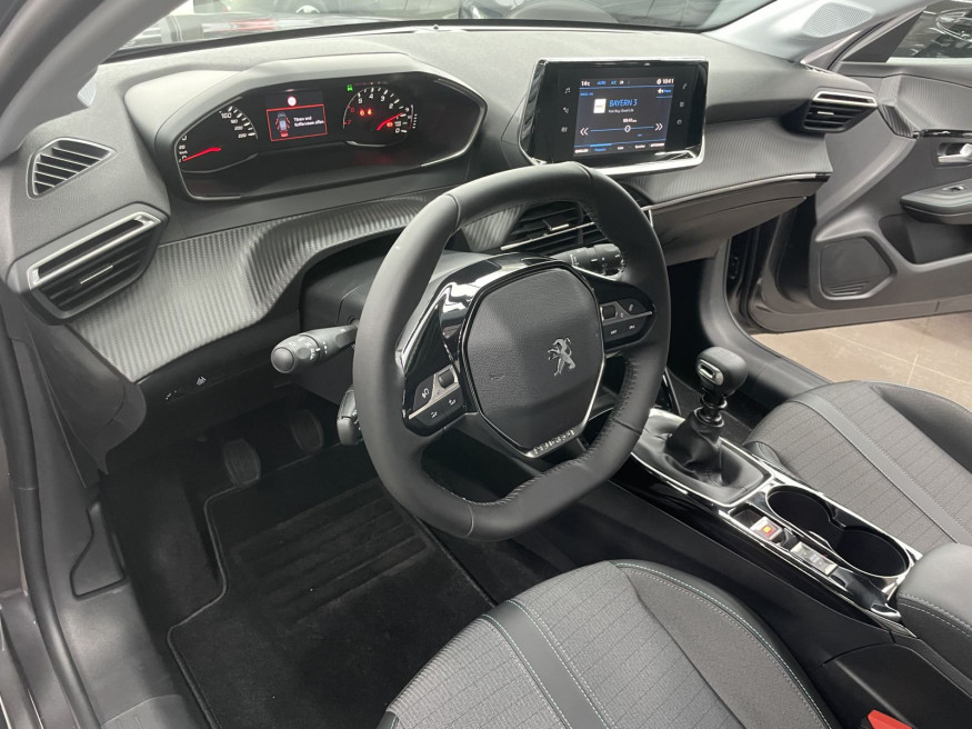 PEUGEOT 208 Allure PureTech 100