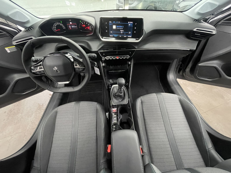 PEUGEOT 208 Allure PureTech 100