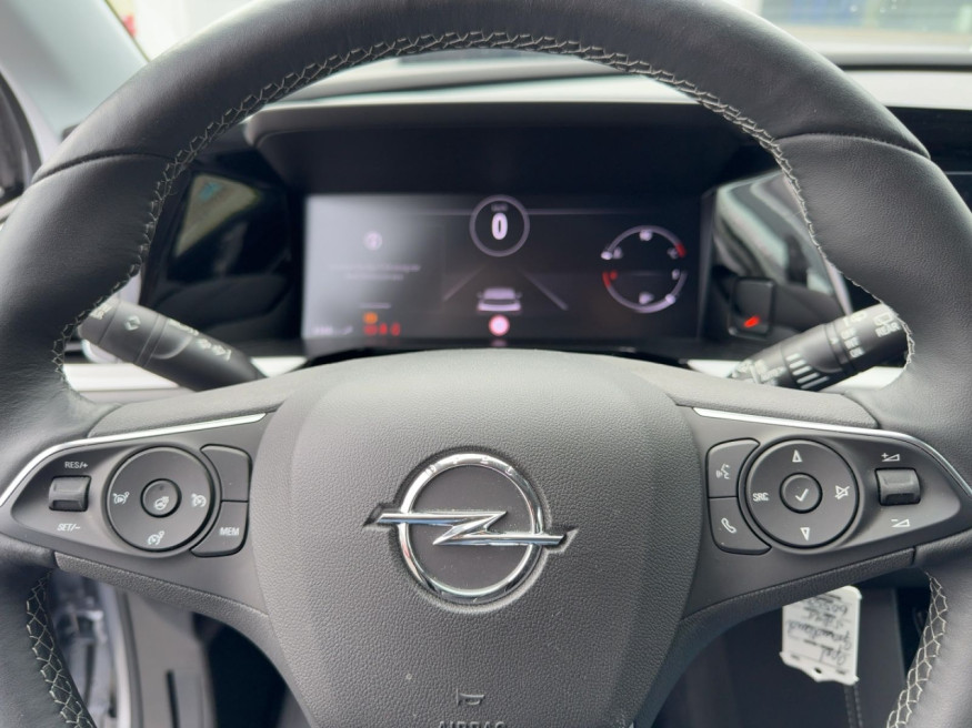 OPEL Grandland Eleg.,AHK,Nav,Matrix LED,Kam