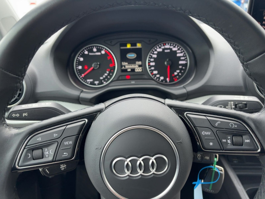 AUDI Q2 LED, Navi, Climatr. SHZ