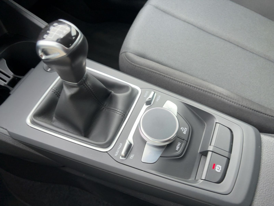 AUDI Q2 LED, Navi, Climatr. SHZ