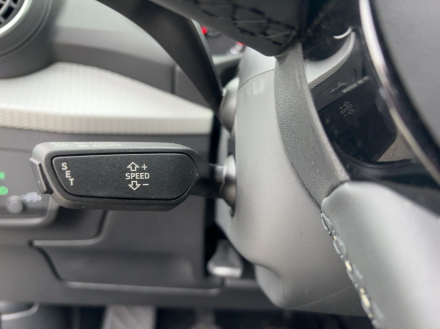 AUDI Q2 LED, Navi, Climatr. SHZ