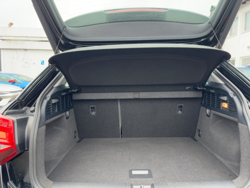 AUDI Q2 LED, Navi, Climatr. SHZ